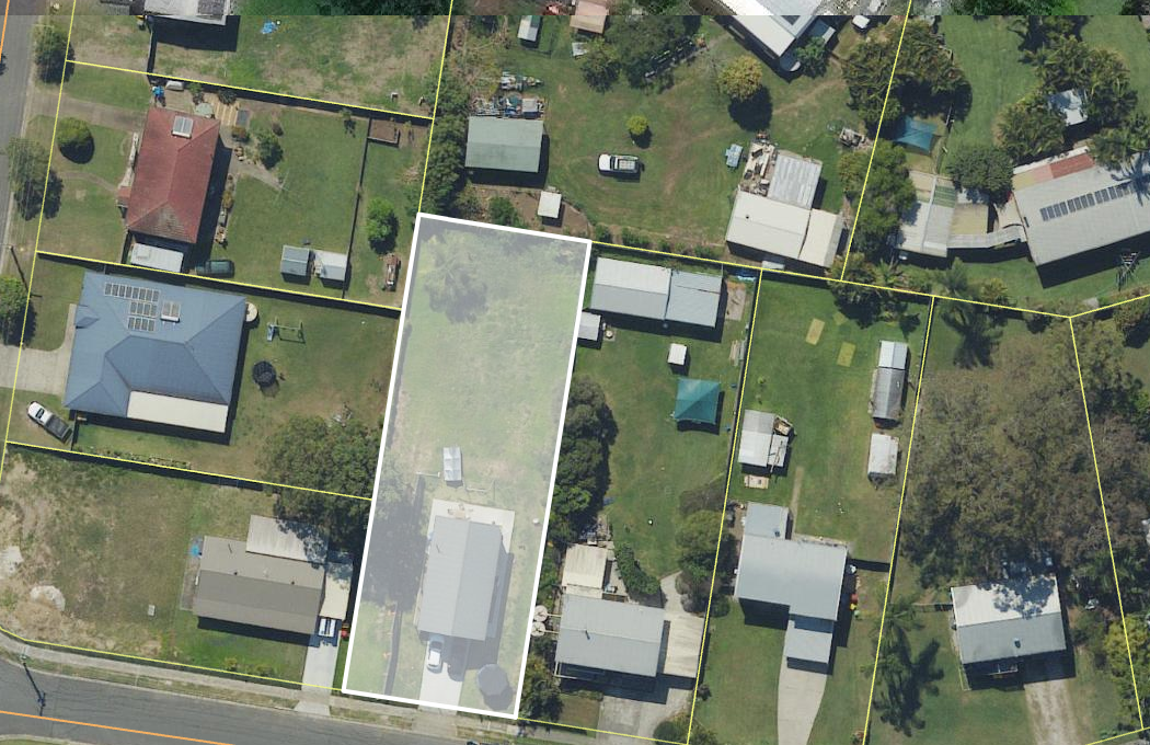 What is hidden on this 708m2 block?